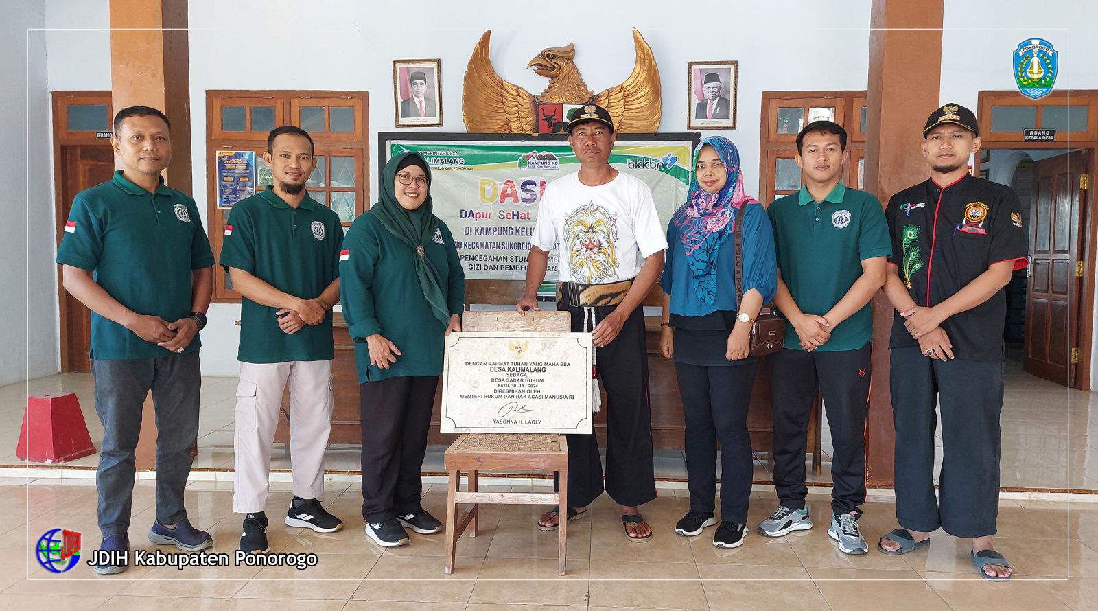 Desa Sadar Hukum